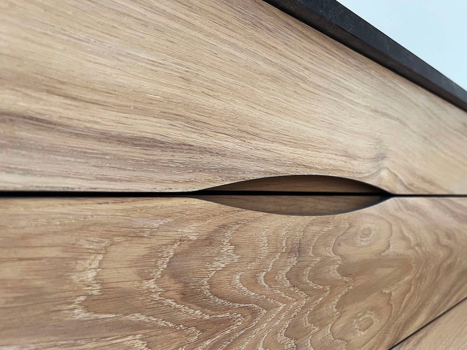 Skuffegreb til snedkerskuffer i snedkerkøkken specialfremstillet efter mål hos snedkeriet Jesper Holm Design København